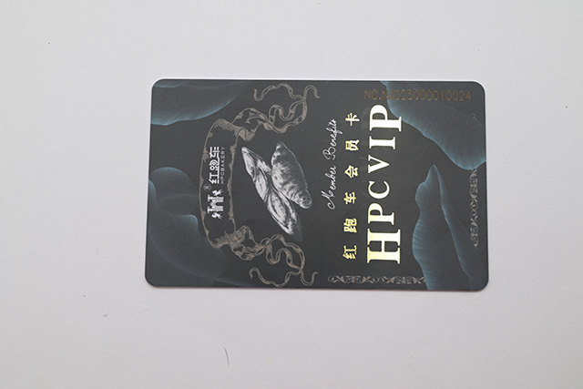 滴胶会员卡的特征怎样？？？？