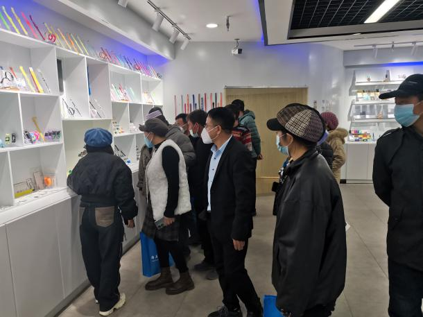 4a4d6bff-d313-4ed6-8b3a-8bd97e12d906