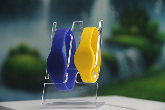 3D会员卡引领零售业新营销时代--pp电子游戏智能卡