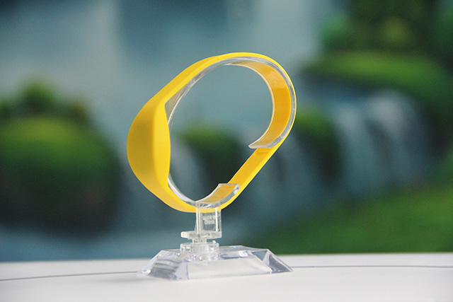 护肤品织唛腕带应该设计什么内容？？？？？？