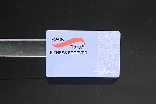 金属卡的制作和pvc卡的制作有什么区别呢？？？？？？