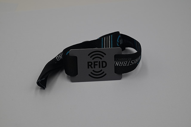 pp电子游戏为医院提供感应式IC医院就诊卡，，，，，，，，利益多