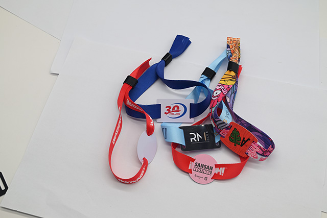 磁条腕带－彩色磁条腕带－pp电子游戏智能腕带磁条腕带直销厂家