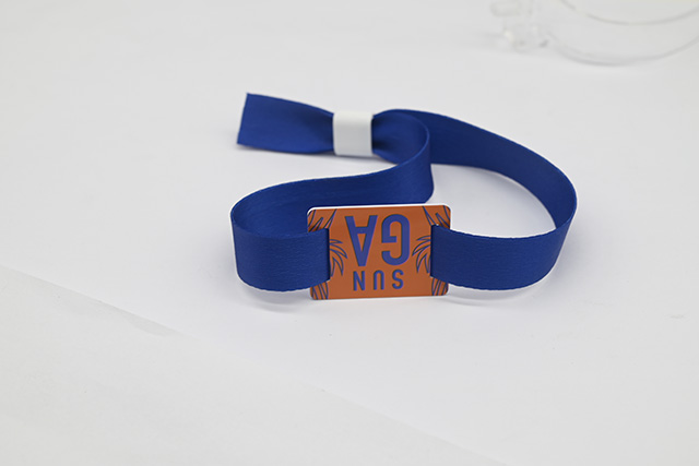 为什么说可视卡在未来可以完全取代古板的会员卡？？？？？？？