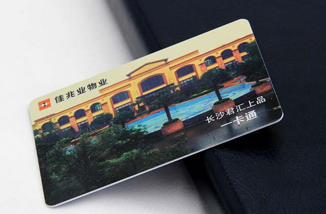 印制一些刮刮卡，，，，，，，，目的是为企业做品牌而起劲